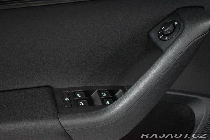 Škoda Octavia 1.6 TDI STYLE*CARPLAY*KES 2019