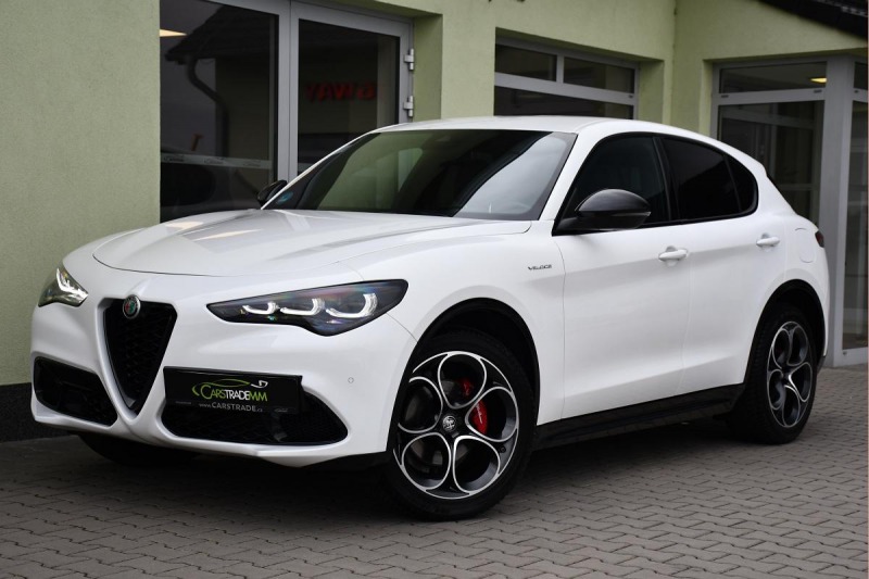 Alfa Romeo Stelvio VELOCE Q4 1M ZÁRUKA