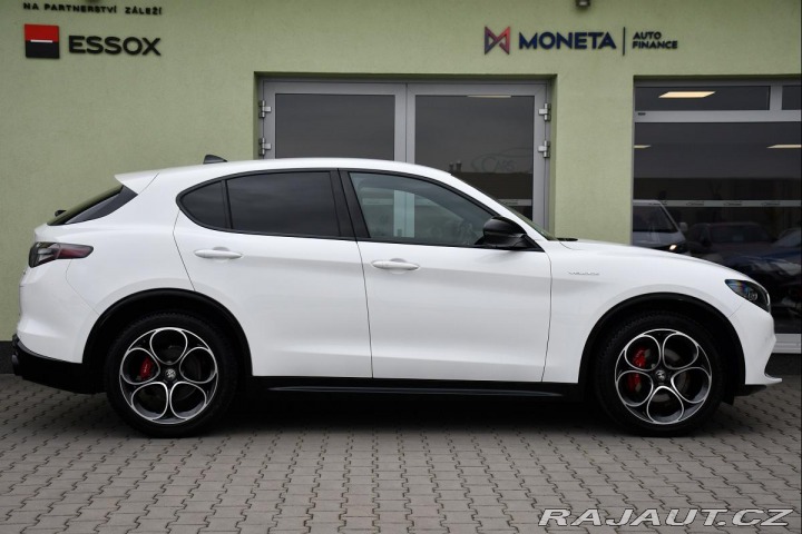 Alfa Romeo Stelvio VELOCE Q4 1M ZÁRUKA 2024