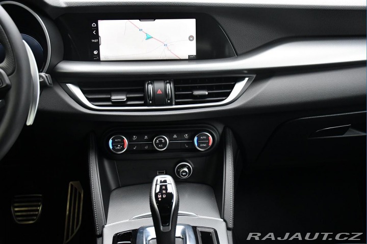Alfa Romeo Stelvio VELOCE Q4 1M ZÁRUKA 2024