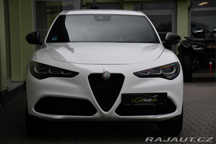 Alfa Romeo Stelvio VELOCE Q4 1M ZÁRUKA 2024