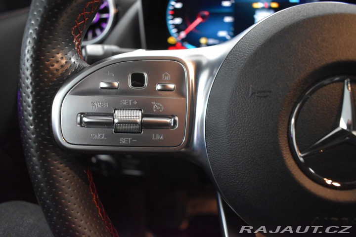 Mercedes-Benz GLA AMG 200d*REZERVACE* 2020