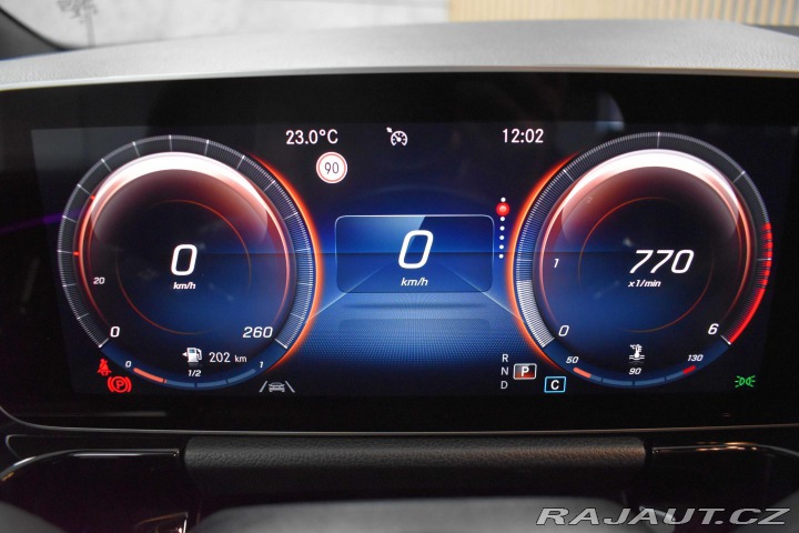 Mercedes-Benz GLA AMG 200d*REZERVACE* 2020