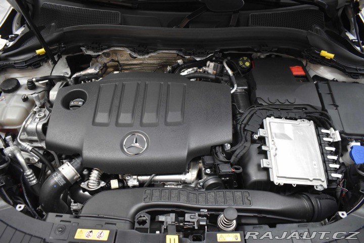 Mercedes-Benz GLA AMG 200d*REZERVACE* 2020