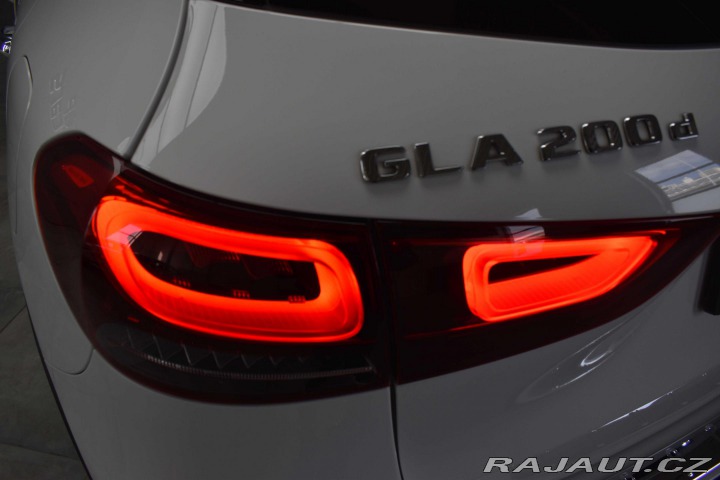 Mercedes-Benz GLA AMG 200d*REZERVACE* 2020