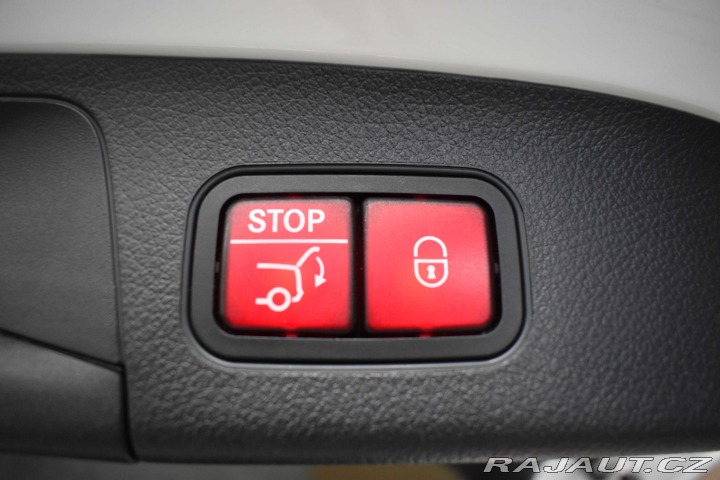 Mercedes-Benz GLA AMG 200d*REZERVACE* 2020