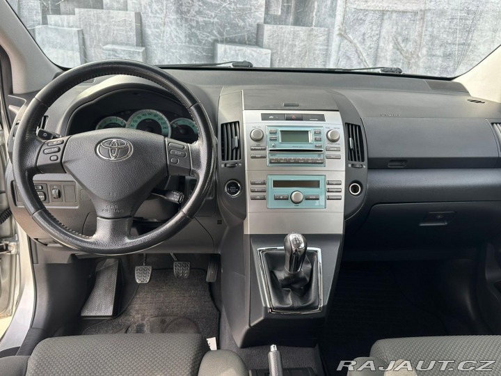 Toyota Corolla Verso 1.6VVT-i, 81KW 2006