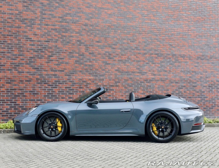Porsche Ostatní modely 911 Carrera Cabrio 992 GTS Cabrio, T-Hybrid 2025