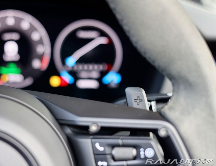Porsche Ostatní modely 911 Carrera Cabrio 992 GTS Cabrio, T-Hybrid 2025