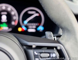 Porsche Ostatní modely 911 Carrera Cabrio  992 GTS Cabrio, T-Hybrid 2025