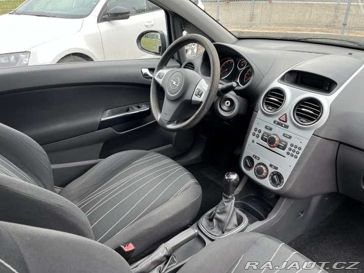 Opel Corsa 1.2 16v 2009
