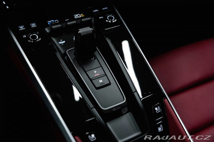 Porsche 911 Turbo, BOSE, ACC, VÝFUKY, 1800