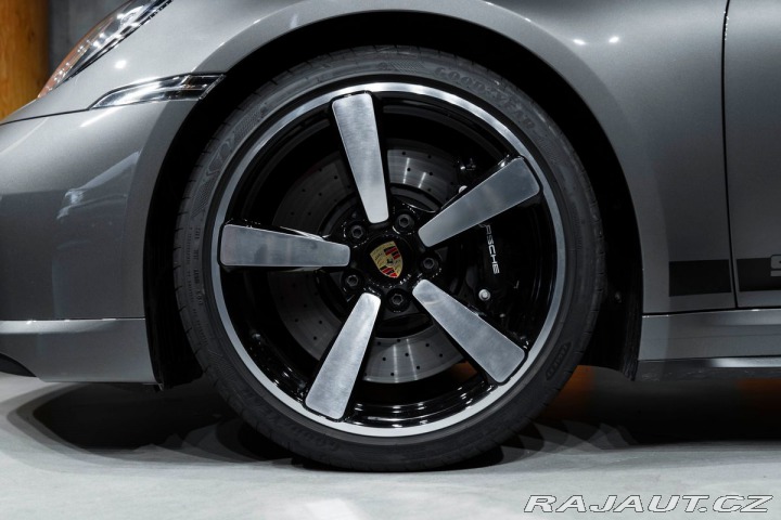 Porsche 911 Turbo, BOSE, ACC, VÝFUKY, 1800