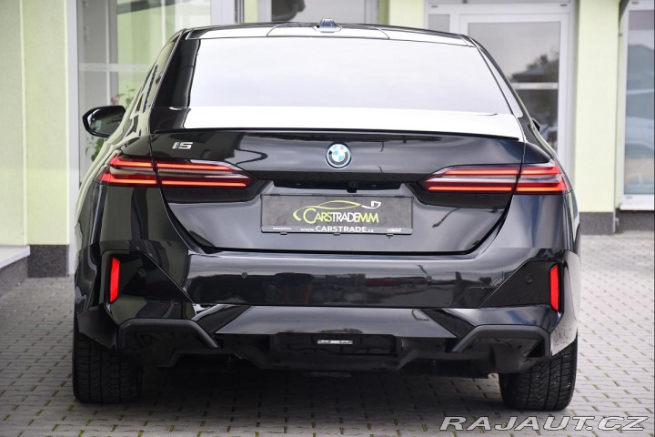 BMW i5 xDrive 40 M-SPORT 2024