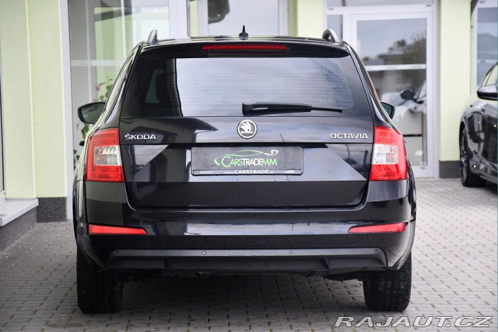 Škoda Octavia 1,6TDi DSG 2013