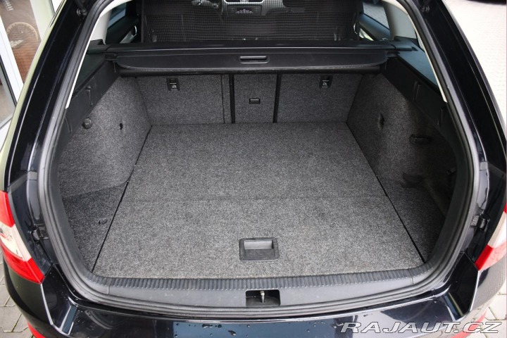 Škoda Octavia 1,6TDi DSG 2013