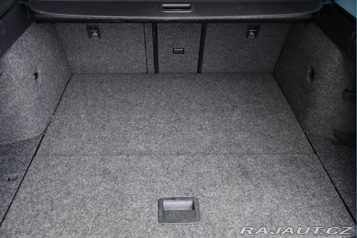 Škoda Octavia 1,6TDi DSG 2013