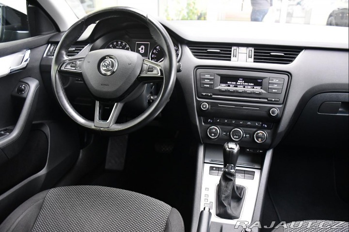 Škoda Octavia 1,6TDi DSG 2013