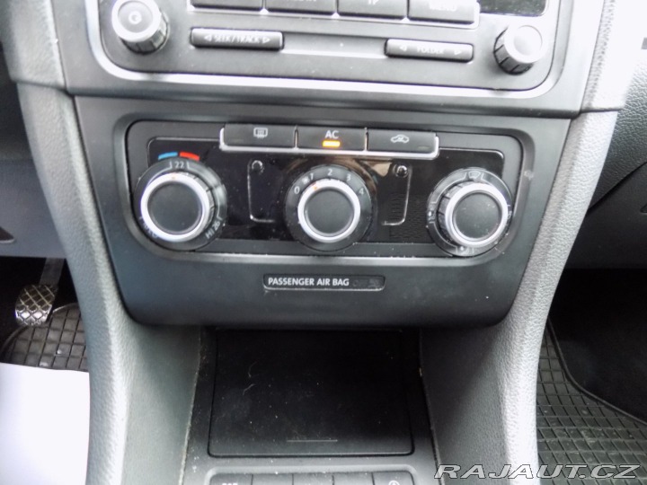 Volkswagen Golf 1.6TDI/Klimatizace/ČR/ 2009