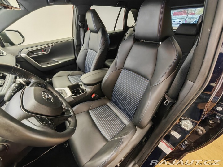 Toyota RAV4 2.5 Hybrid Selection 4WD 2024