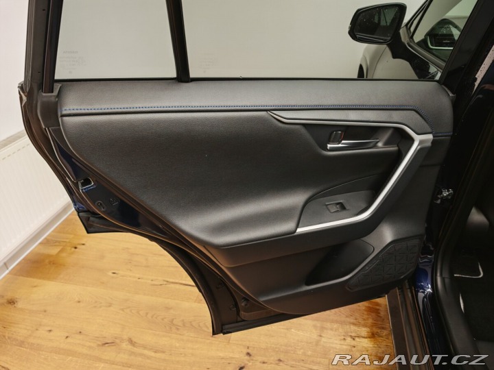 Toyota RAV4 2.5 Hybrid Selection 4WD 2024