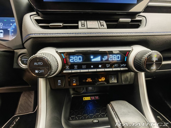 Toyota RAV4 2.5 Hybrid Selection 4WD 2024