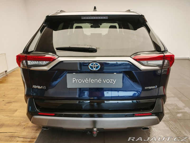 Toyota RAV4 2.5 Hybrid Selection 4WD 2024