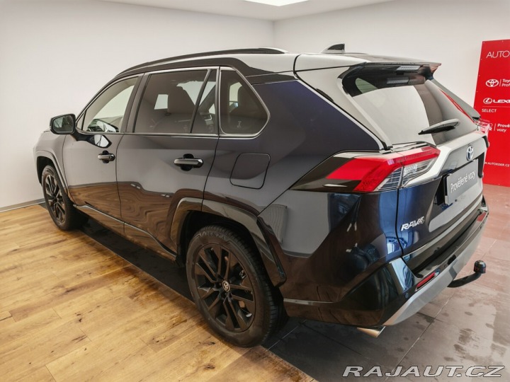 Toyota RAV4 2.5 Hybrid Selection 4WD 2024