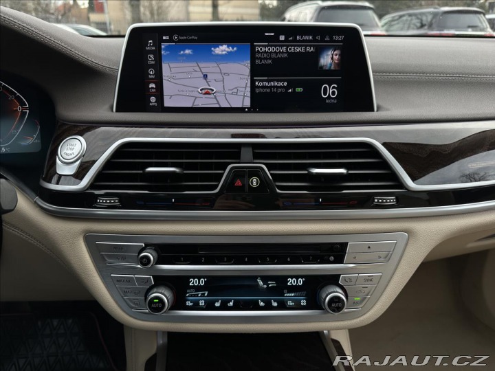 BMW 7 730d xDrive Vzduch Laser 2020