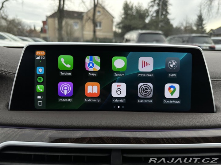 BMW 7 730d xDrive Vzduch Laser 2020