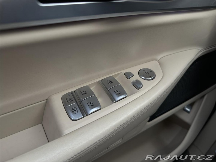 BMW 7 730d xDrive Vzduch Laser 2020