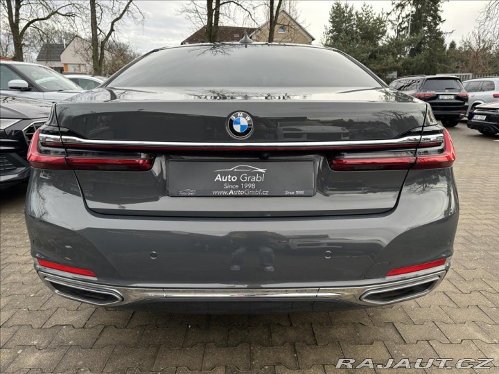 BMW 7 730d xDrive Vzduch Laser 2020