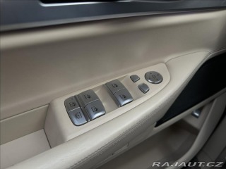 BMW 7 730d xDrive Vzduch Laser 2020