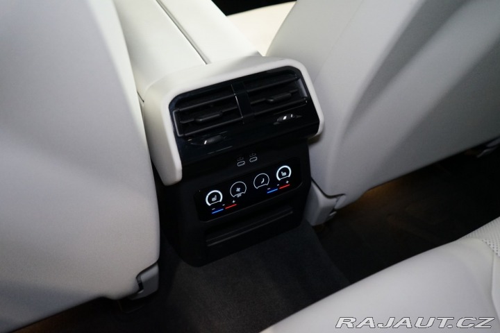 BMW 5 20d*xDRIVE*TAŽ*HUD*H/K*36 2024