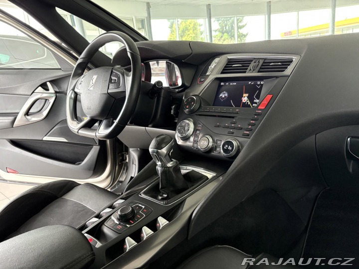 Citroën DS5 2,0HDI 120kW*Panorama*Top 2013