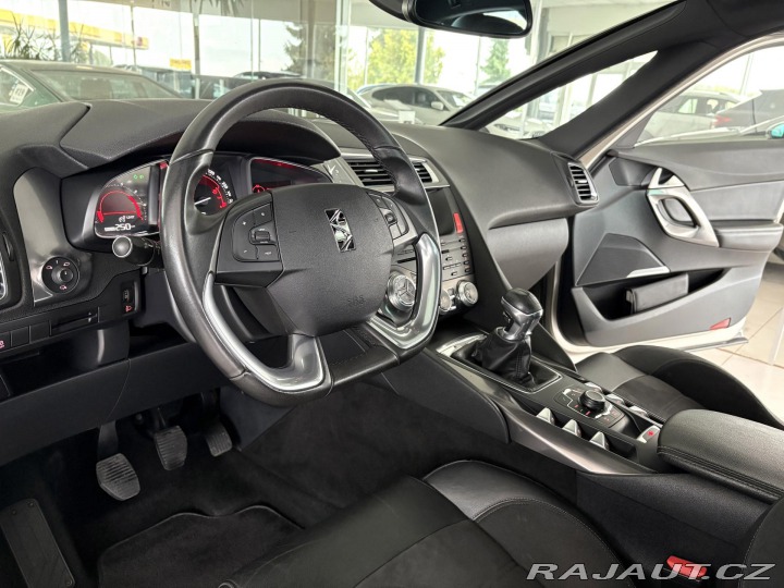 Citroën DS5 2,0HDI 120kW*Panorama*Top 2013