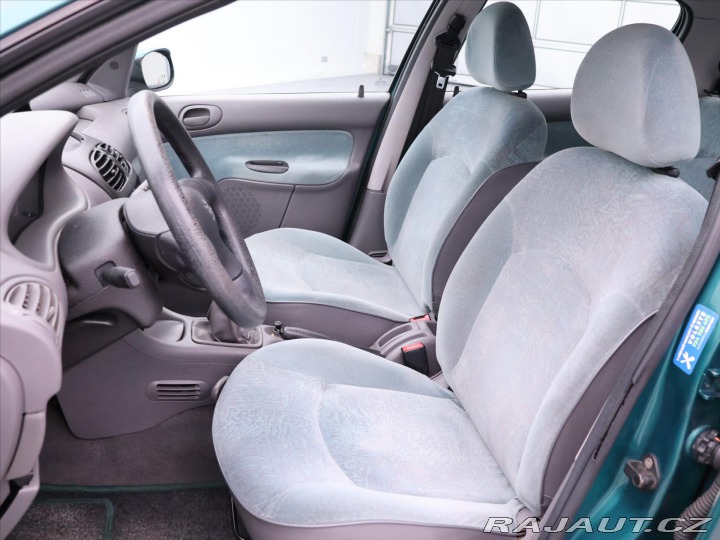 Peugeot 206 1,4 i 55kW Klima Tažné 1998