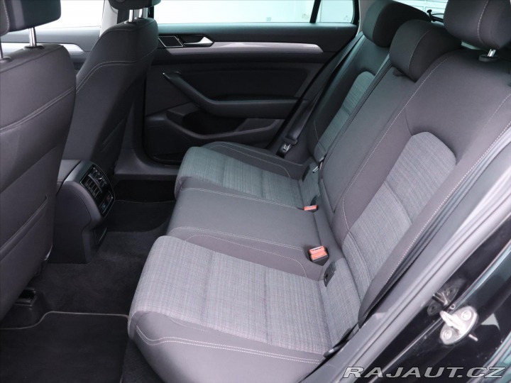 Volkswagen Passat 2,0 TDI DSG Business LED 2020