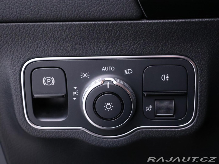 Mercedes-Benz B 1,3 B200 120kW 4Matic Aut 2022