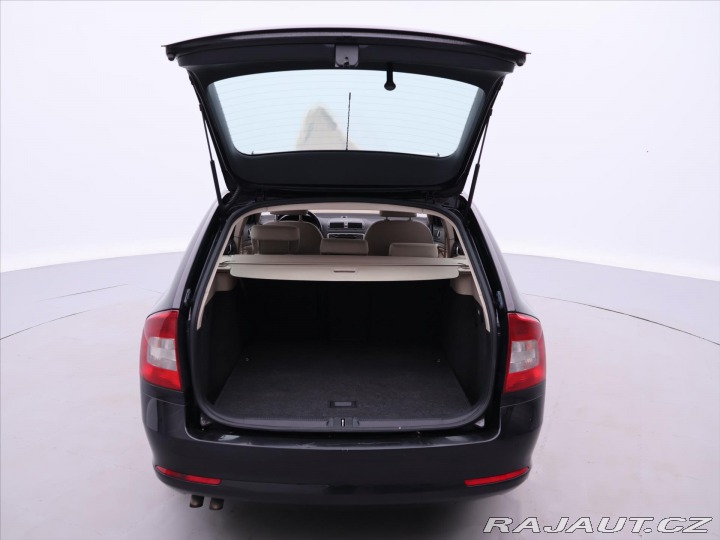 Škoda Octavia 1,9 TDI 77kW DSG Elegance 2010