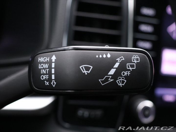 Škoda Karoq 2,0 TDI DSG Ambition DPH 2023