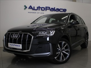 Audi Q7 3,0 50TDi S-Line VZDUCH 6