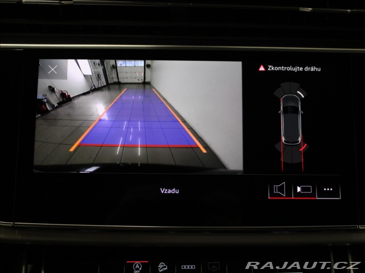 Audi Q7 3,0 50TDi S-Line VZDUCH 7 2022