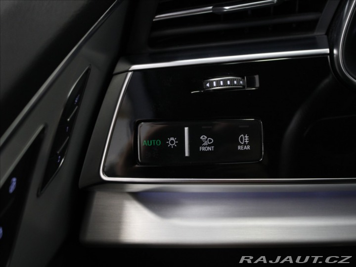 Audi Q7 3,0 50TDi S-Line VZDUCH 6 2022