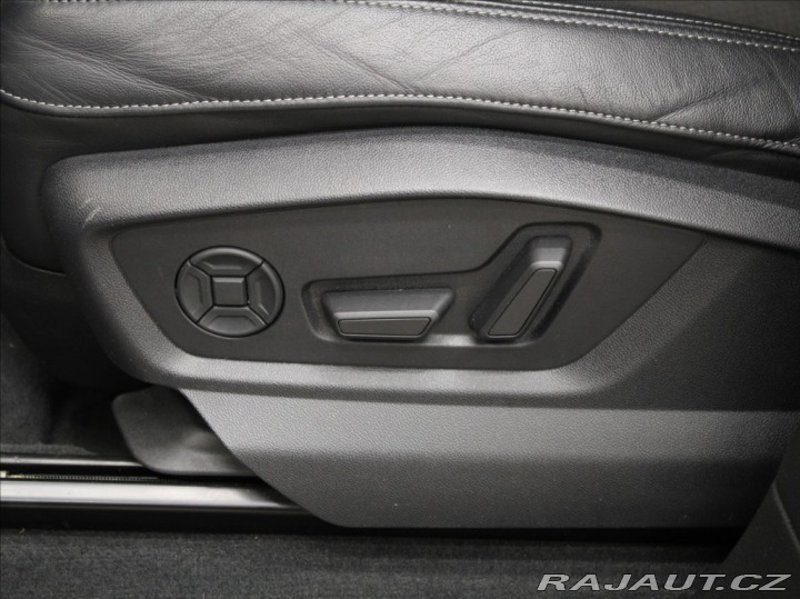 Audi Q7 3,0 50TDi S-Line VZDUCH 7 2022