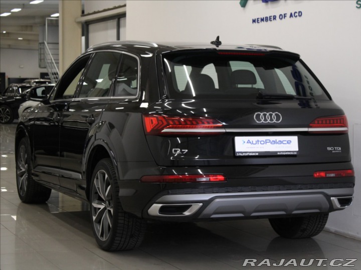 Audi Q7 3,0 50TDi S-Line VZDUCH 7 2022