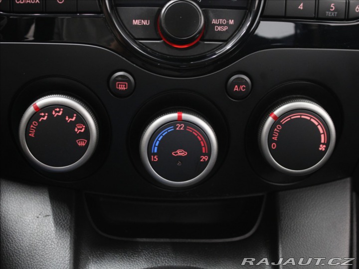 Mazda 2 1,4 i 62kW 2.maj.ČR 101tk 2012