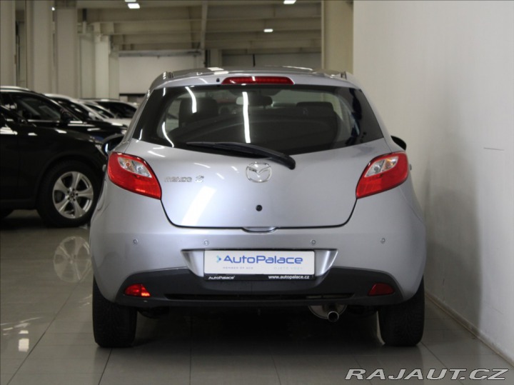 Mazda 2 1,4 i 62kW 2.maj.ČR 101tk 2012