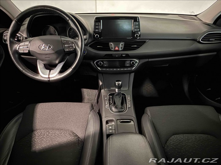Hyundai i30 1,6 CRDi STYLE PREMIUM 2017