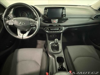 Hyundai i30 1,5 I COMFORT 1.MAJITEL 2021